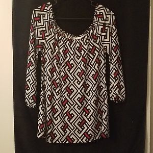 Black White And Fucia top